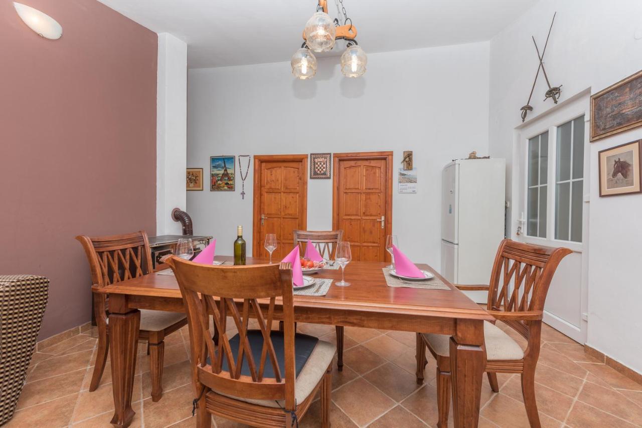 Holiday Home Frane Slivno  Extérieur photo