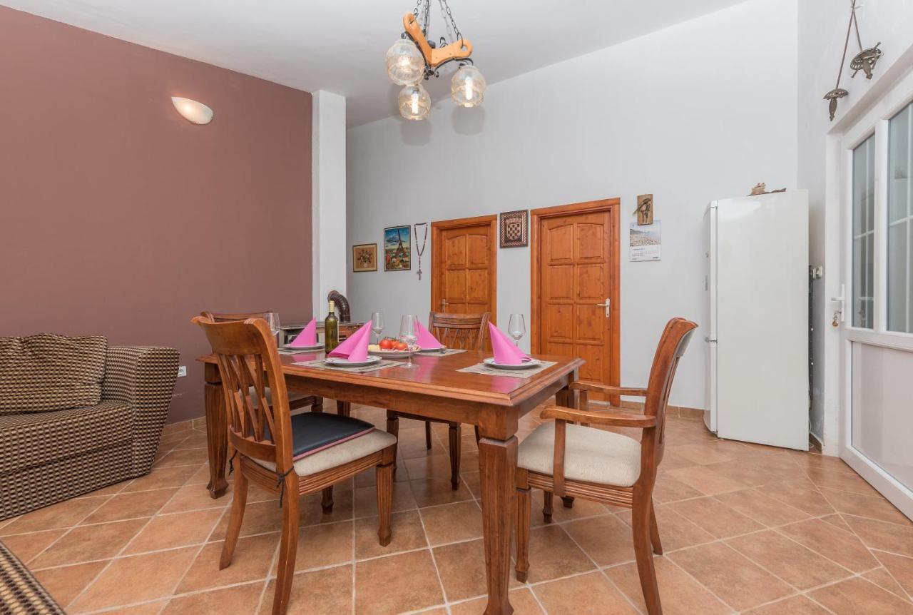 Holiday Home Frane Slivno  Extérieur photo